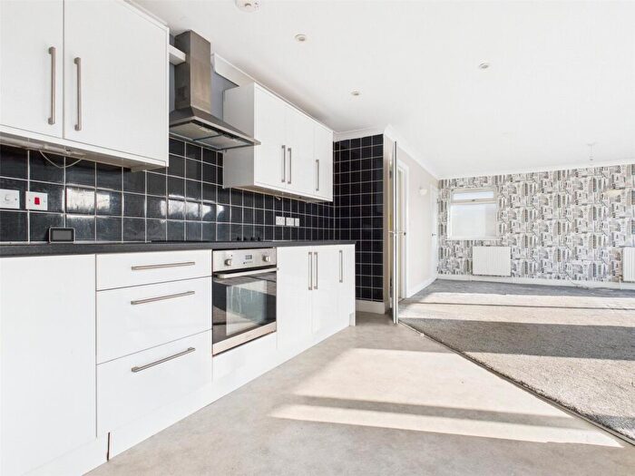 3 Bedroom Detached House To Rent In Findon Avenue, Saltdean, BN2