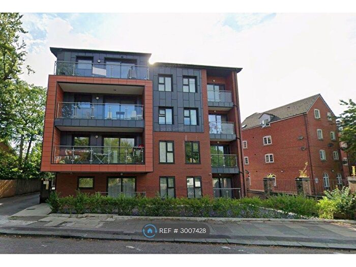 1 Bedroom Flat To Rent In Barton Road, Manchester, M30