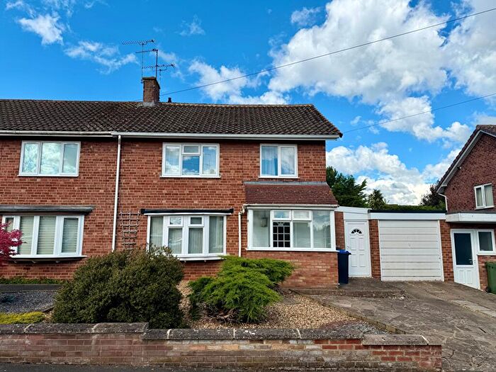 3 Bedroom House To Rent In Newnham Road, Leamington Spa, CV32