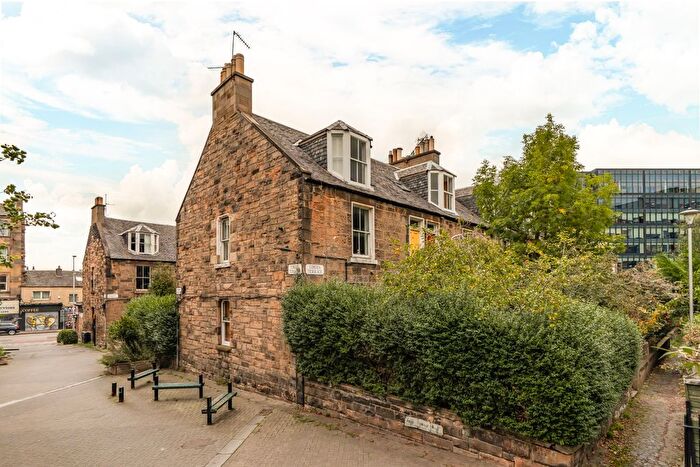 3 Bedroom Flat For Sale In Cobden Terrace, Edinburgh, EH11
