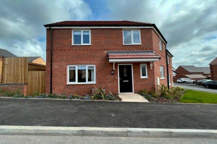 3 Bedroom Property To Rent In Slim Drive, Nottingham, NG4