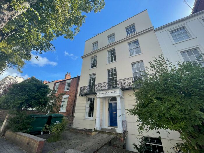 1 Bedroom Flat To Rent In Portland Street, Leamington Spa, CV32