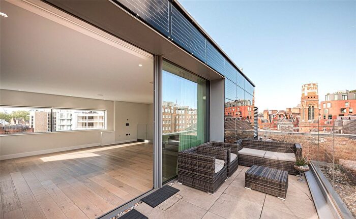 3 Bedroom Flat For Sale In Wilfred Street, London, SW1E