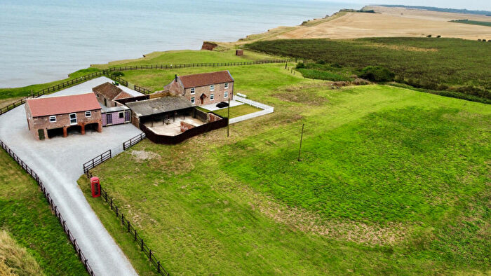 3 Bedroom Detached House For Sale In Cliff Farm, East Newton, HU11