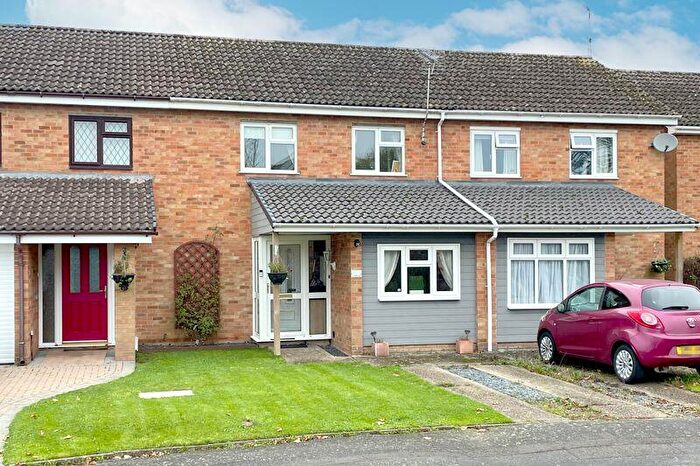 3 Bedroom Terraced House For Sale In Tudor Close, SO40