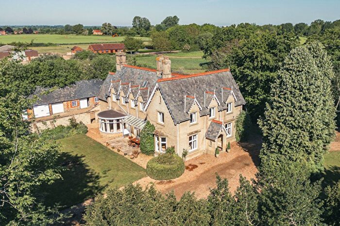 6 Bedroom Detached House For Sale In Common Lane, North Runcton, King's Lynn, PE33