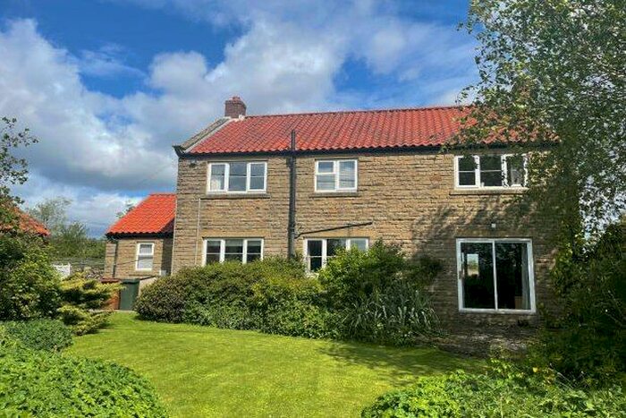 3 Bedroom Property To Rent In Hall Ings Lane Spaunton, York, YO62