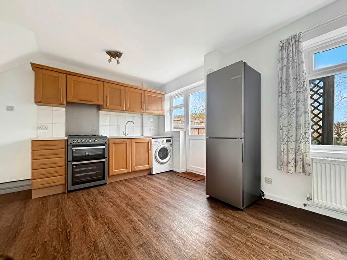 3 Bedroom Terraced House To Rent In Jopling Way, Hauxton, CB22