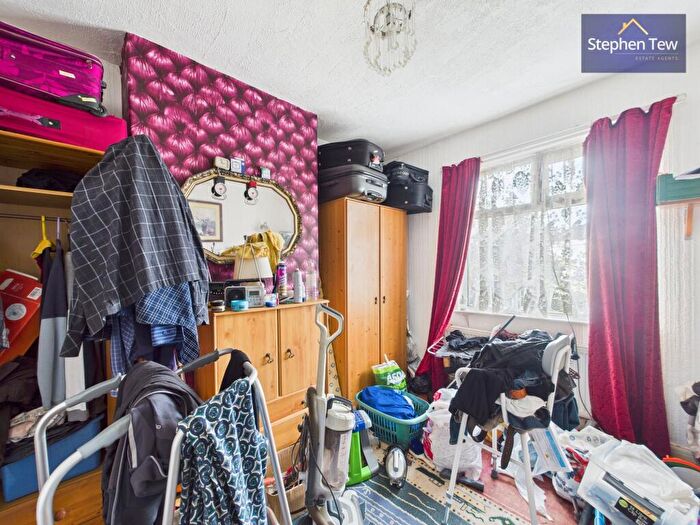 3 Bedroom End Of Terrace House For Sale In Marton Drive, Blackpool, FY4