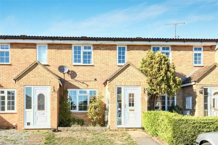 3 Bedroom Terraced House To Rent In Appletree Way, Owlsmoor, Sandhurst, Berkshire, GU47