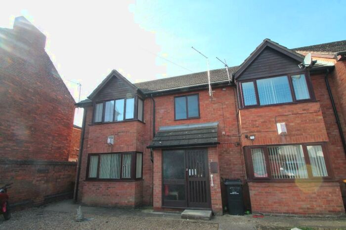 1 Bedroom Ground Flat To Rent In St. Leonards Avenue, Bedford, Bedfordshire, MK42