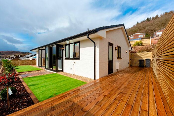 3 Bedroom Bungalow For Sale In Ashgrove, Edwardsville, Treharris, CF46