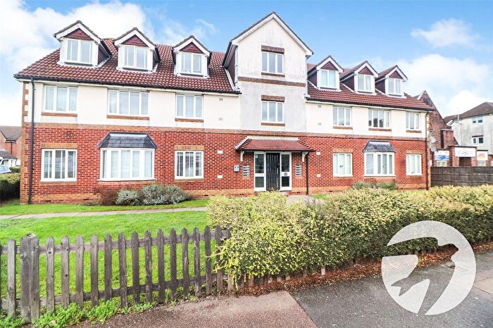 1 Bedroom Flat For Sale In Byron Drive, Northumberland Heath, DA8