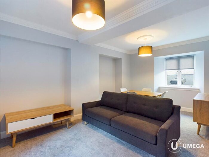 2 Bedroom Apartment To Rent In Porteous Pend, Grassmarket, Edinburgh, EH1