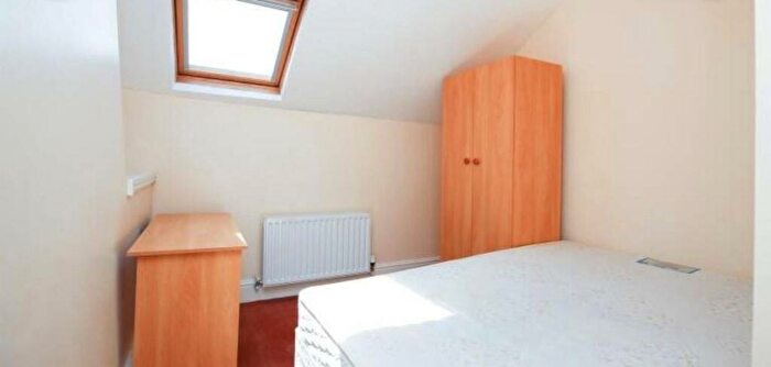 6 Bedroom Flat To Rent In Cavendish Road, Jesmond, Newcastle Upon Tyne, NE2