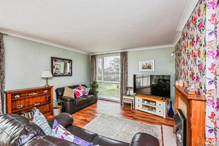 2 Bedroom Flat For Sale In Channel Road, Crosby, Liverpool, Merseyside, L23