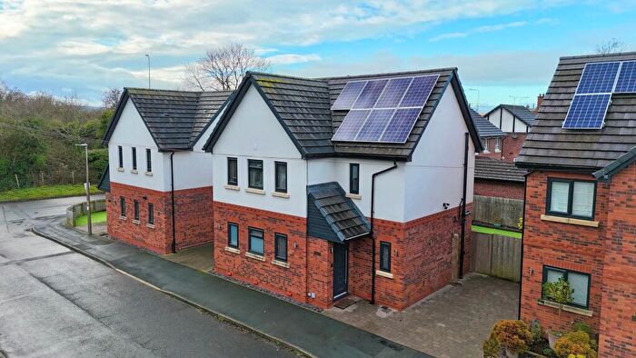 4 Bedroom Detached House For Sale In The Chantry, Calveley, CW6