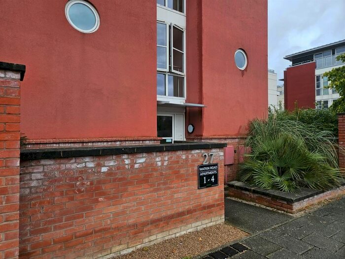 2 Bedroom Flat To Rent In Watkin Road, Leicester, LE2