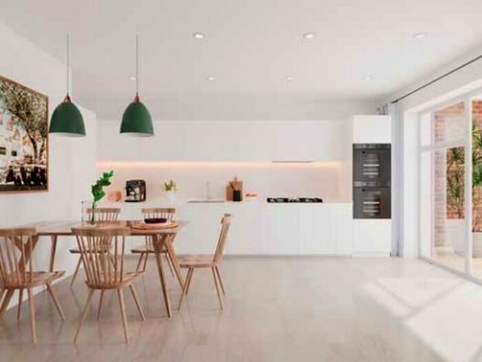 3 Bedroom Detached House To Rent In Ordnance Road, Enfield, EN3