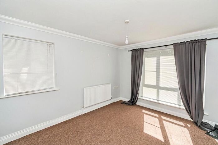 1 Bedroom Flat For Sale In St. Denys Road, Southampton, SO17
