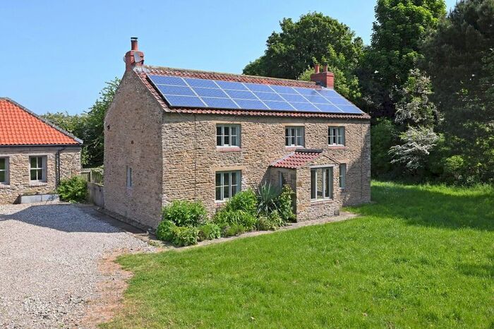 3 Bedroom Detached House To Rent In Side Ings Farm, Whenby, York, YO61