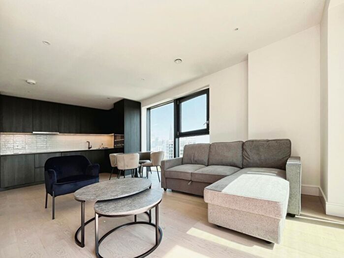 2 Bedroom Apartment To Rent In Hawksbury Heights, Hewson Way, London, SE17