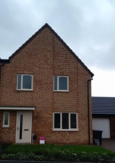 4 Bedroom Semi Detached House To Rent In Tranter Avenue, Telford, TF2