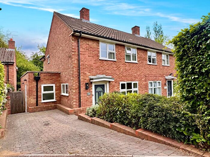 3 Bedroom Semi-Detached House For Sale In The Vineyard, Welwyn Garden City, Hertfordshire, AL8