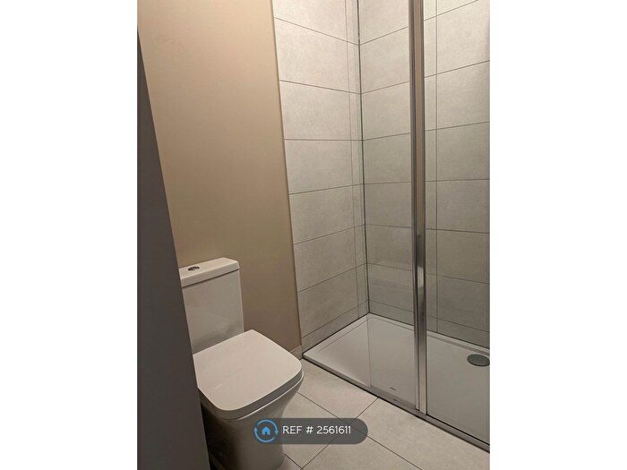 1 Bedroom Flat To Rent In Welbeck Court, Southampton, SO17
