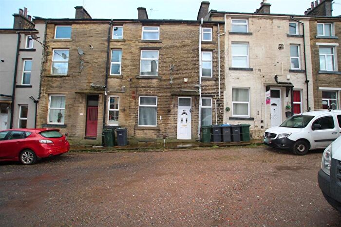 3 Bedroom Terraced House To Rent In Cardigan Street, Queensbury, Bradford, BD13