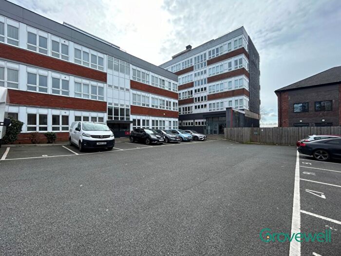 2 Bedroom Flat To Rent In Bankfield Court, Liverpool, L13