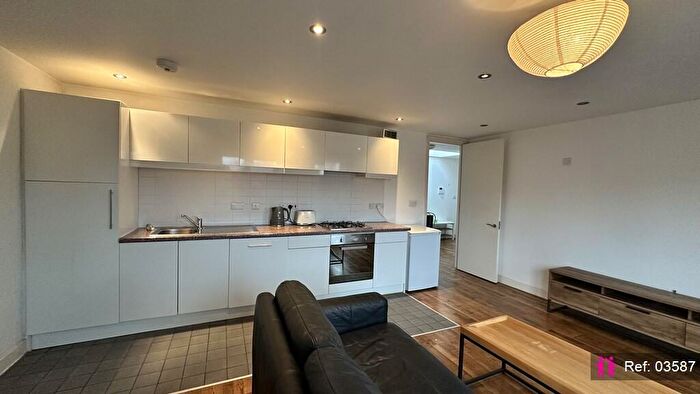 1 Bedroom Flat To Rent In Poplar High Street, London, E14