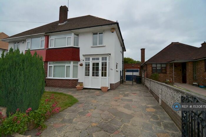 3 Bedroom Semi-Detached House To Rent In Orpington, Orpington, BR5