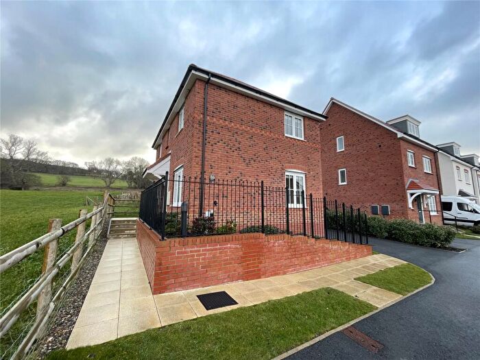 3 Bedroom Detached House To Rent In Yr Helyg, Colwyn Bay, Conwy, LL29