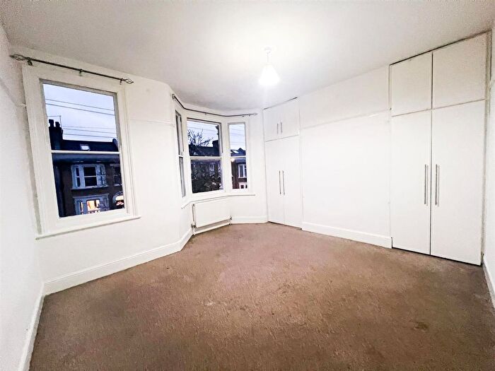 4 Bedroom Terraced House To Rent In Sunnyside Road, London, E10