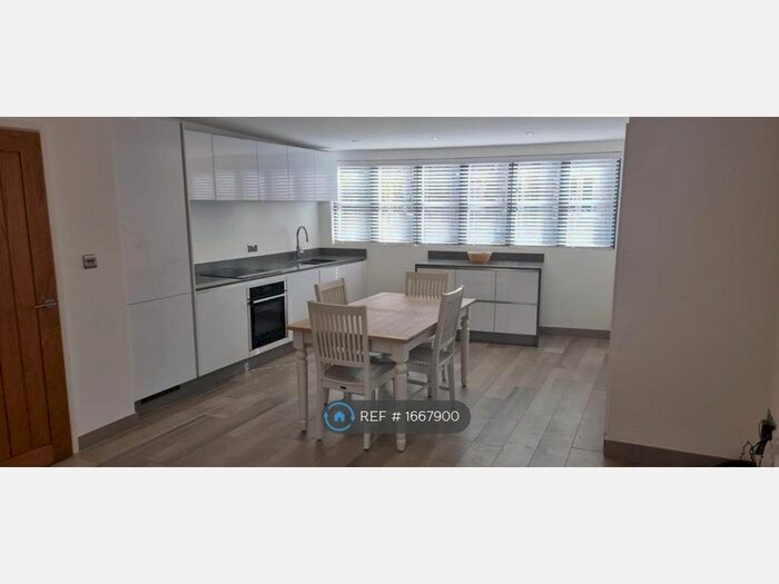 1 Bedroom Flat To Rent In Redland, Bristol, BS6