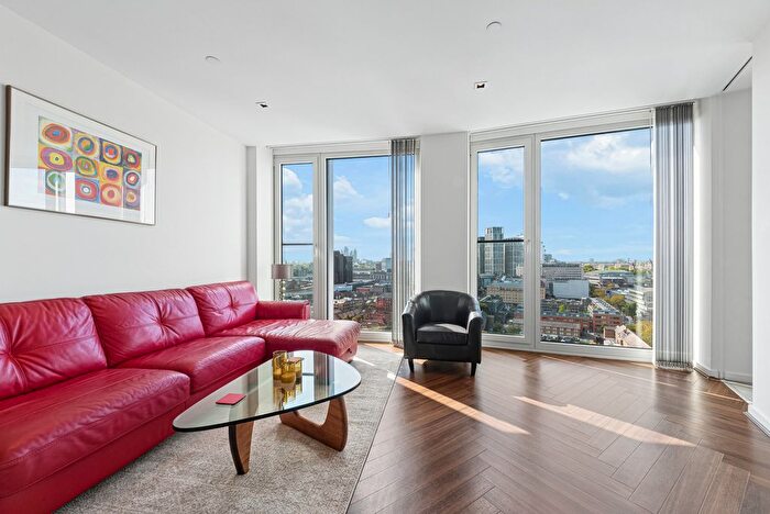 1 Bedroom Flat For Sale In Southbank Tower, Upper Ground, London, London, SE1