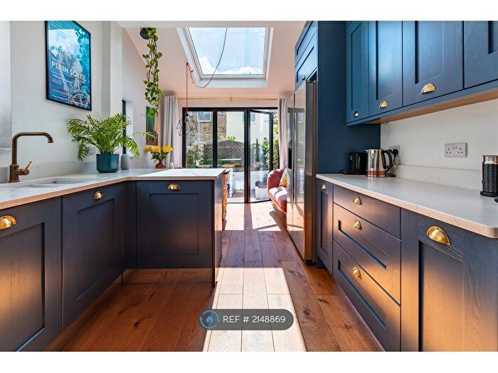 3 Bedroom Terraced House To Rent In Kingston Road, Bristol, BS3