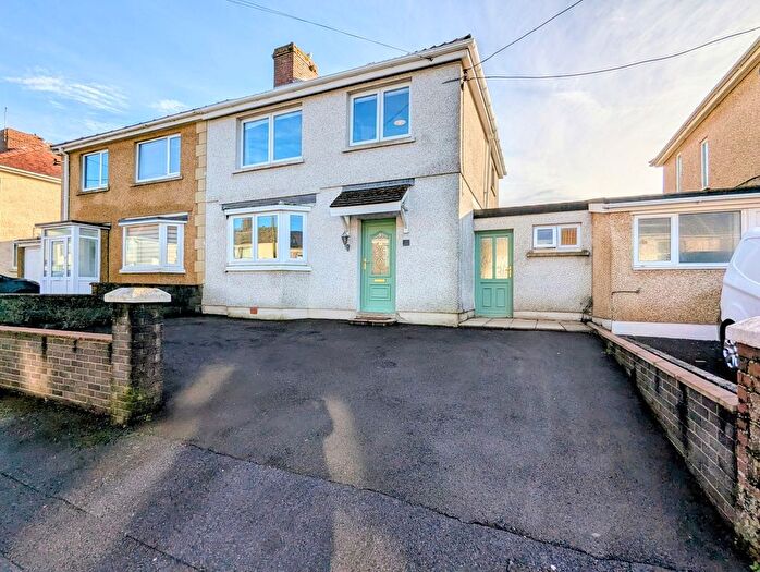 3 Bedroom Semi Detached House For Sale In Erw Terrace, Burry Port, Carmarthenshire., SA16