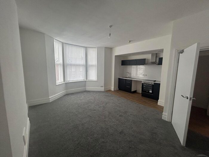 2 Bedroom Flat To Rent In Seabank Road, New Brighton, Wirral, CH45