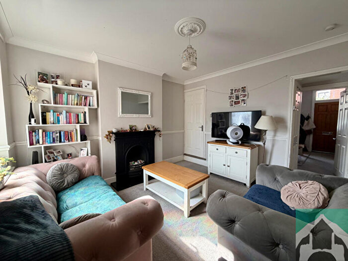 2 Bedroom Terraced House To Rent In Bishopton Road, Smethwick, Sandwell, B67