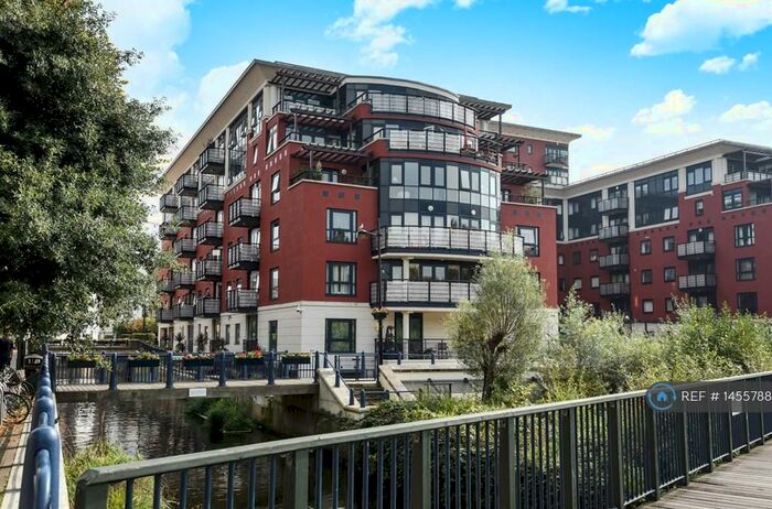 2 Bedroom Flat To Rent In Garricks House, Kingston Upon Thames, KT1