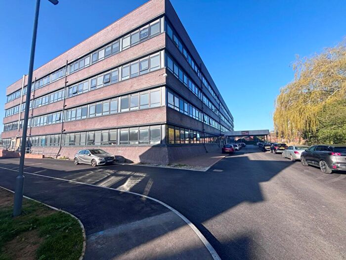 2 Bedroom Apartment To Rent In Fowler Road, Aylesbury, HP19