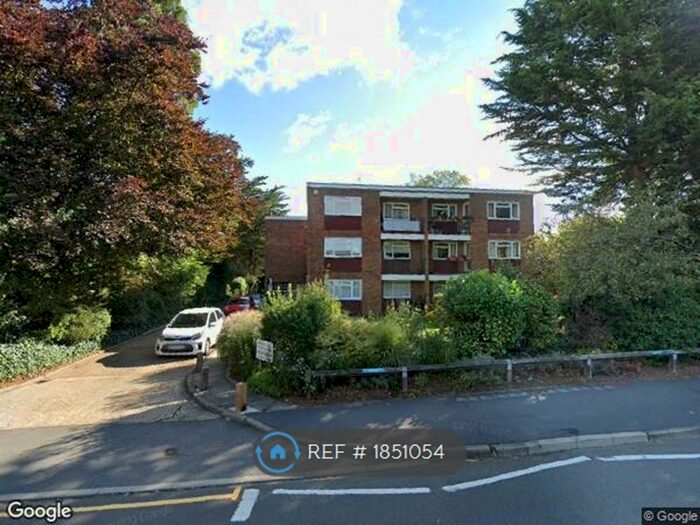1 Bedroom Flat To Rent In Alexandra Road, Epsom, KT17