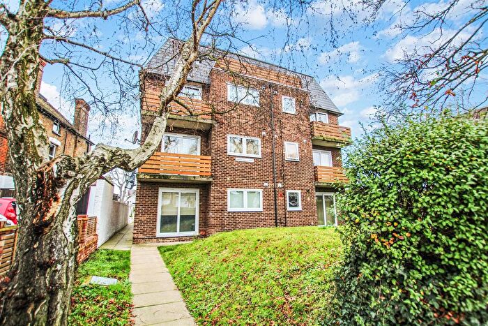 1 Bedroom Flat To Rent In Station Road, Sidcup, DA15
