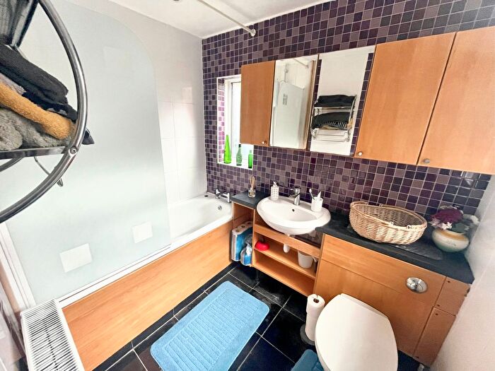 3 Bedroom Terraced House For Sale In Jefferson Road, Sheerness, ME12