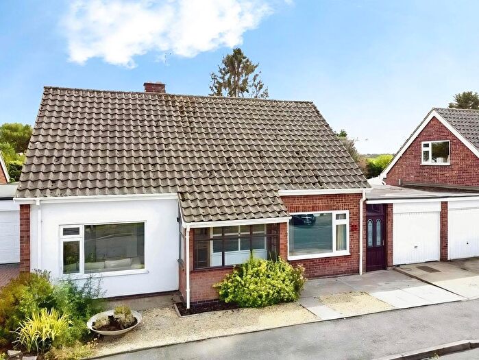 3 Bedroom Bungalow For Sale In Fosse Close, Sharnford, Hinckley, Leicestershire, LE10
