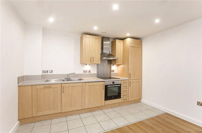 1 Bedroom Flat To Rent In Skeldergate, York, North Yorkshire, YO1