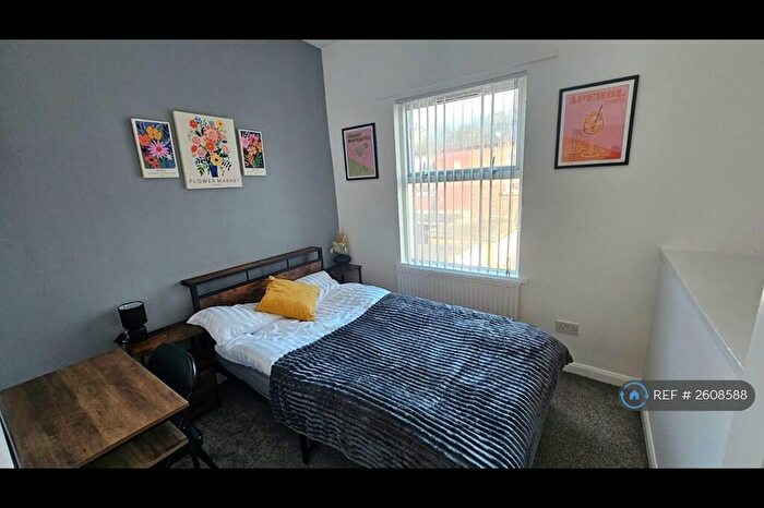 2 Bedroom Terraced House To Rent In Parkfield Avenue, Manchester, M14