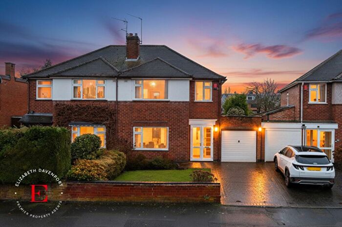 3 Bedroom Semi-Detached House For Sale In Daleway Road, Finham, CV3